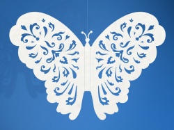 Svatební dekorace - motýl s ornamenty